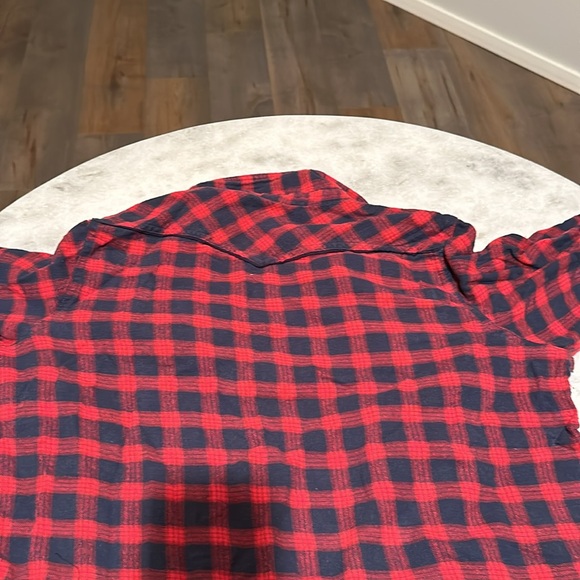 Rustic ridge red & blue flannel with pearl buttons and cowgirl touches - Picture 6 of 6